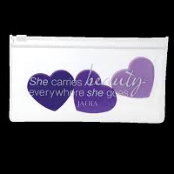 Jafra Other - Jafra Heart Makeup Sponges - NEW Jafra Other - Jafra Heart Makeup Sponges - NEW
